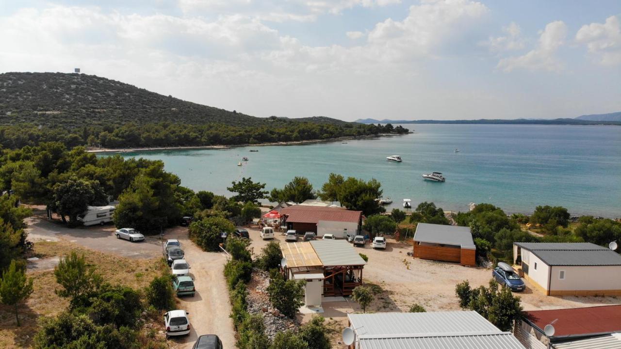 Mobile Homes Charly ทิสโน ภายนอก รูปภาพ