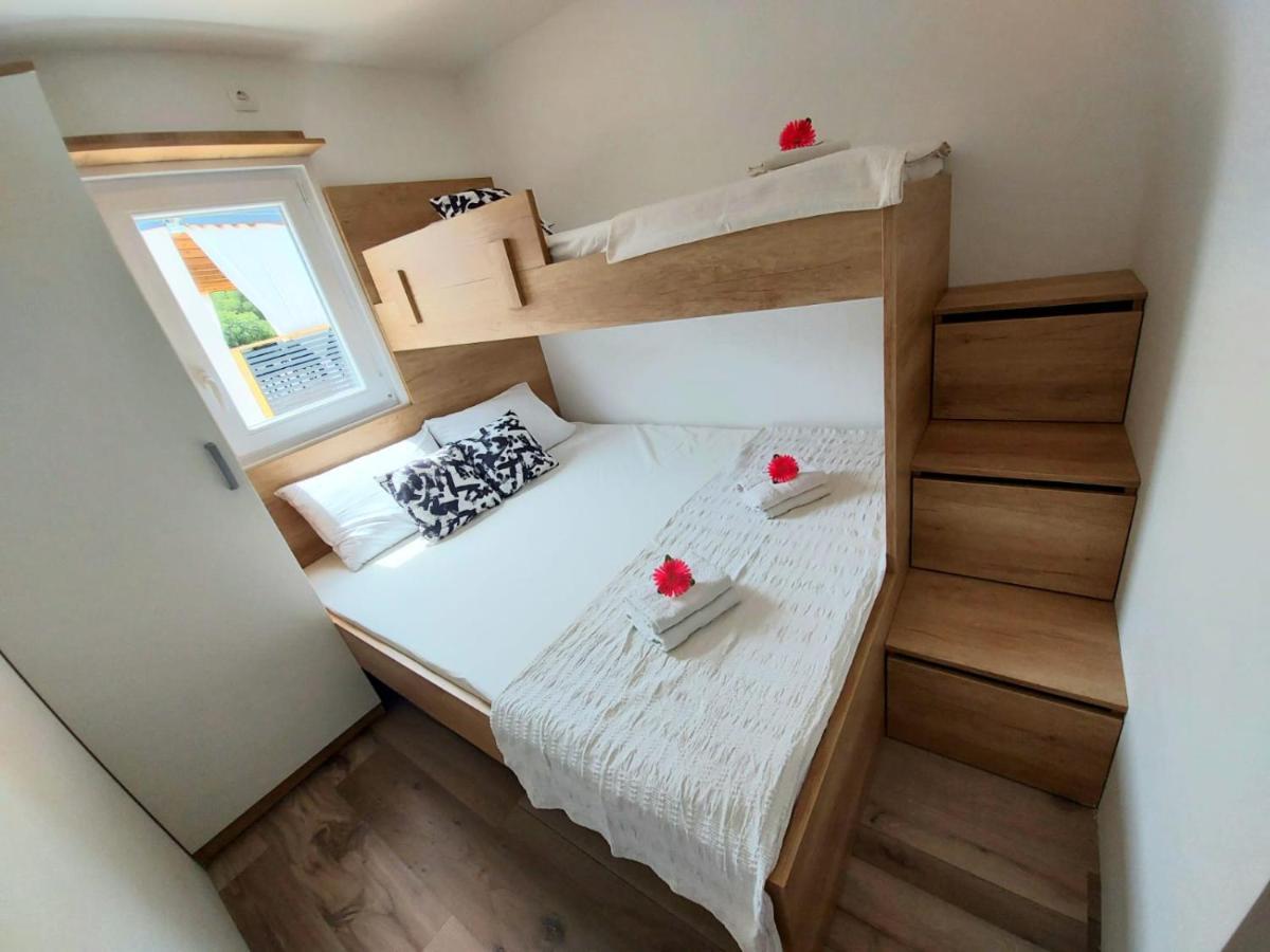 Mobile Homes Charly ทิสโน ภายนอก รูปภาพ