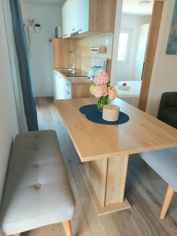 Mobile Homes Charly ทิสโน ภายนอก รูปภาพ