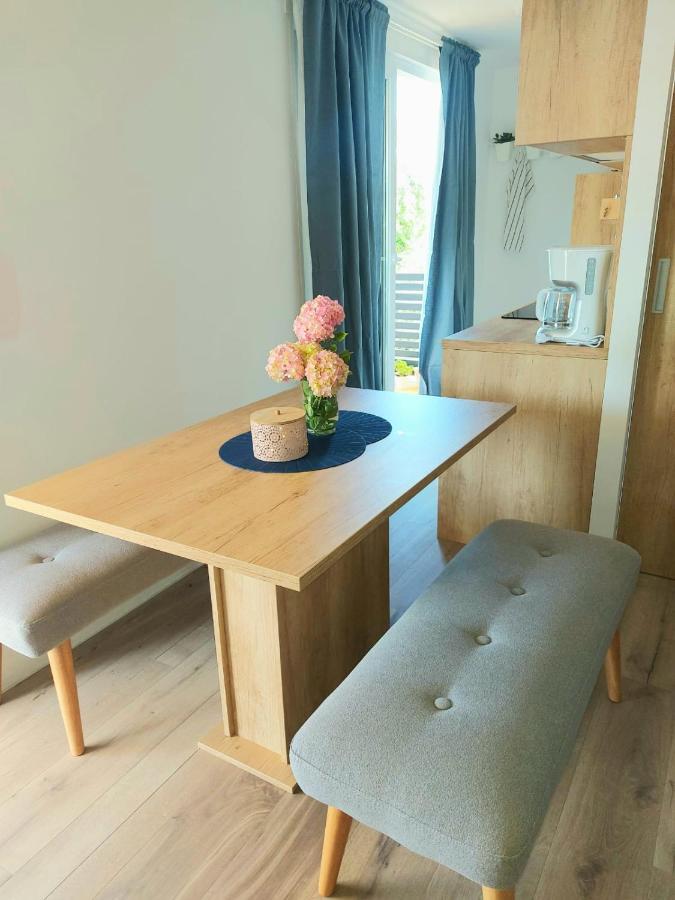 Mobile Homes Charly ทิสโน ภายนอก รูปภาพ