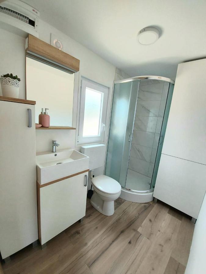 Mobile Homes Charly ทิสโน ภายนอก รูปภาพ